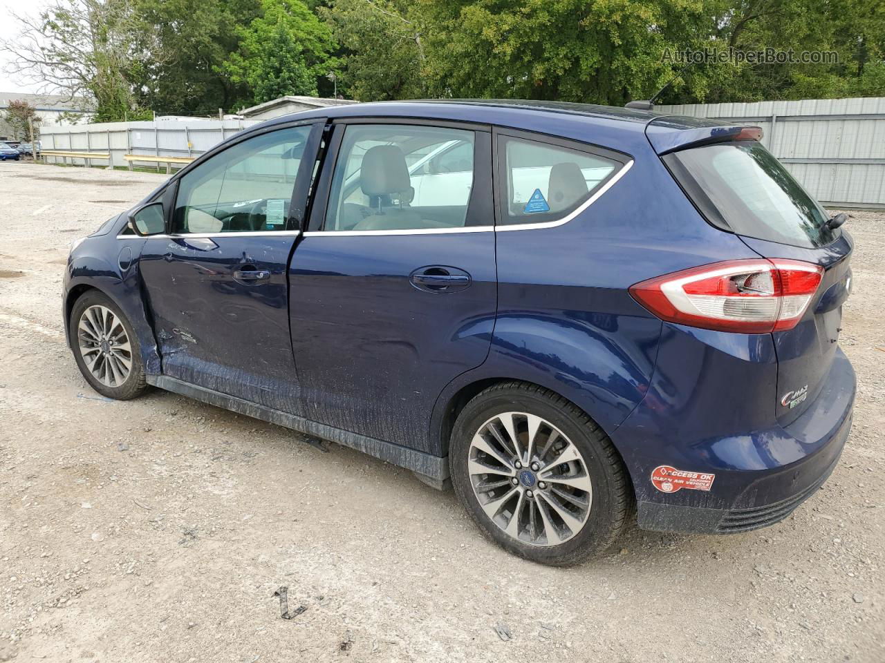 2017 Ford C-max Titanium Blue vin: 1FADP5FU5HL105847