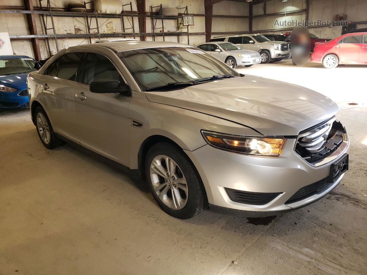 2017 Ford Taurus Se Серебряный vin: 1FAHP2D83HG105411