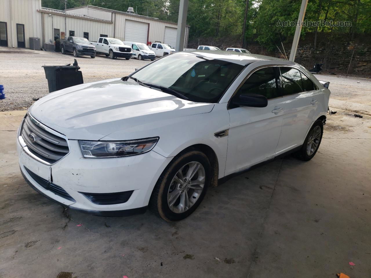 2017 Ford Taurus Se White vin: 1FAHP2D83HG118112