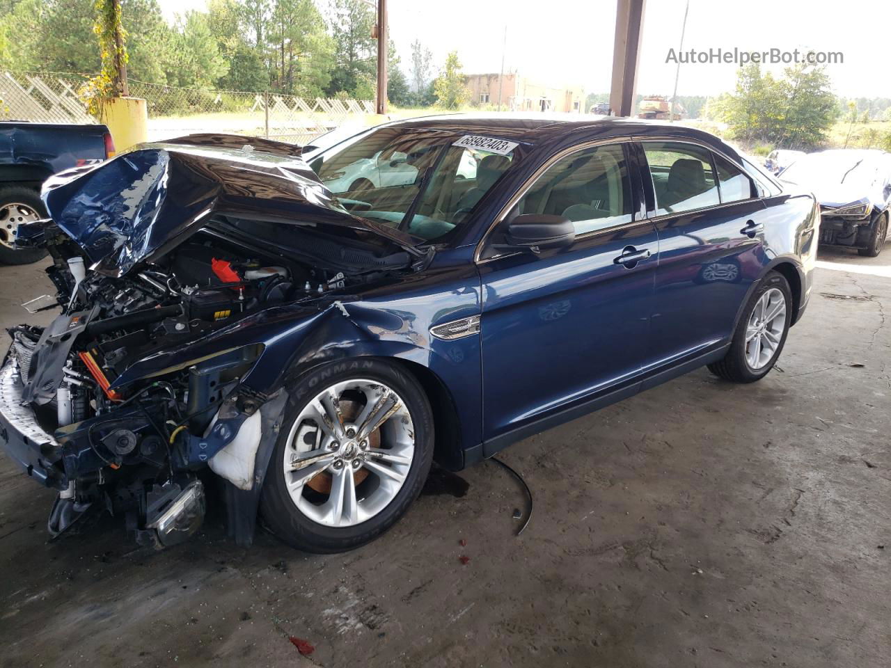 2017 Ford Taurus Se Blue vin: 1FAHP2D86HG124227