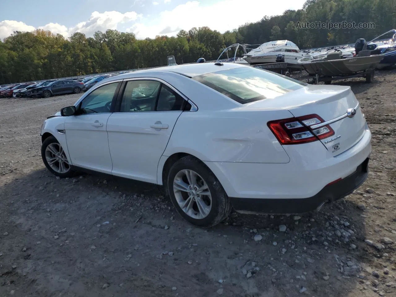 2017 Ford Taurus Se Белый vin: 1FAHP2D87HG112295