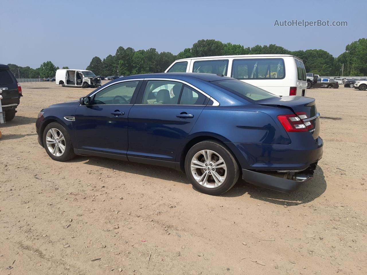 2017 Ford Taurus Se Синий vin: 1FAHP2D88HG105856