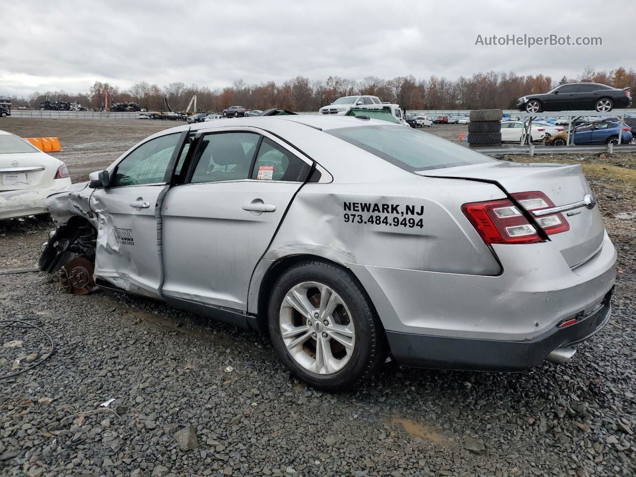 2017 Ford Taurus Sel Серебряный vin: 1FAHP2E80HG128157