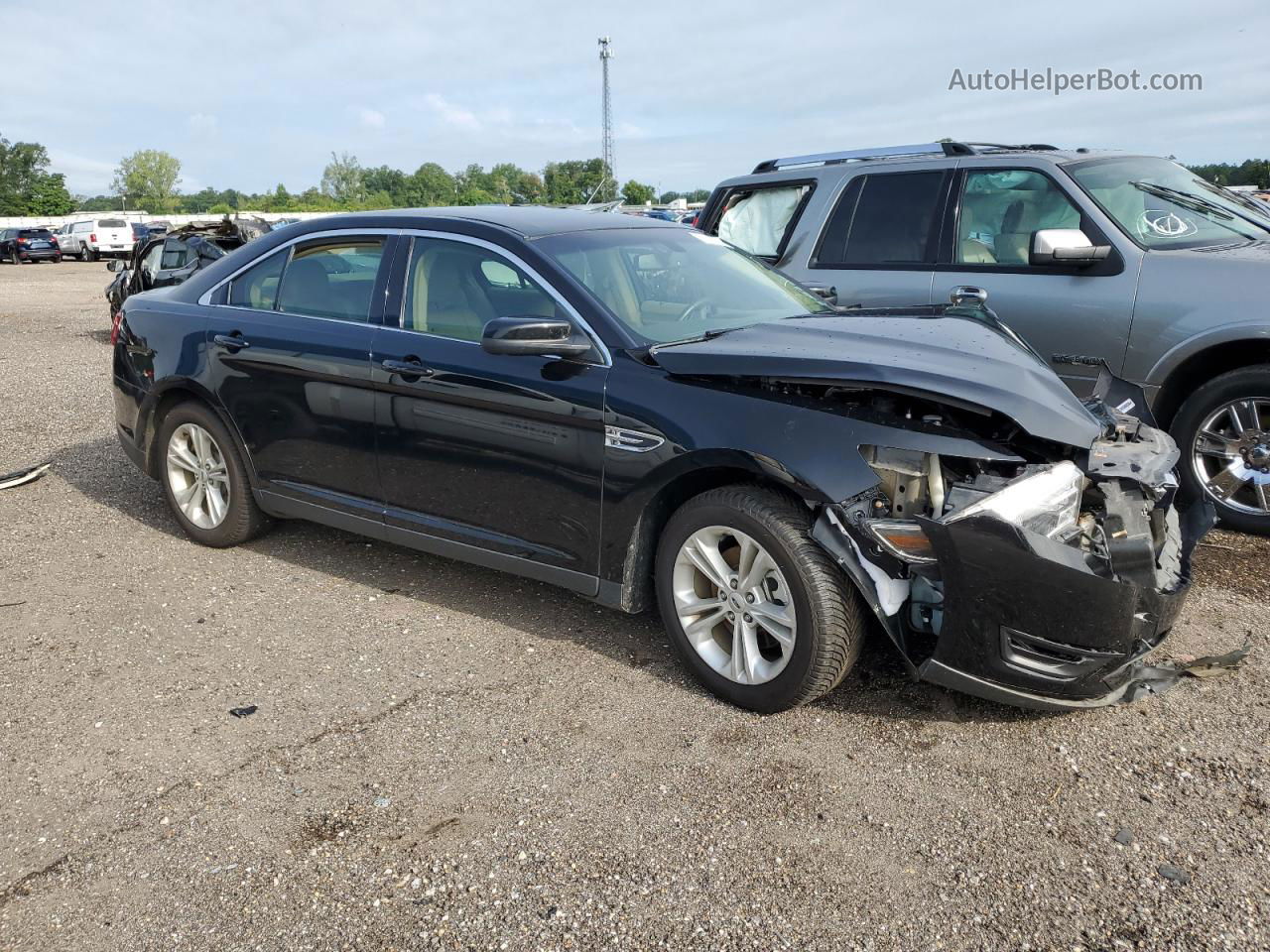 2017 Ford Taurus Sel Черный vin: 1FAHP2E82HG106208