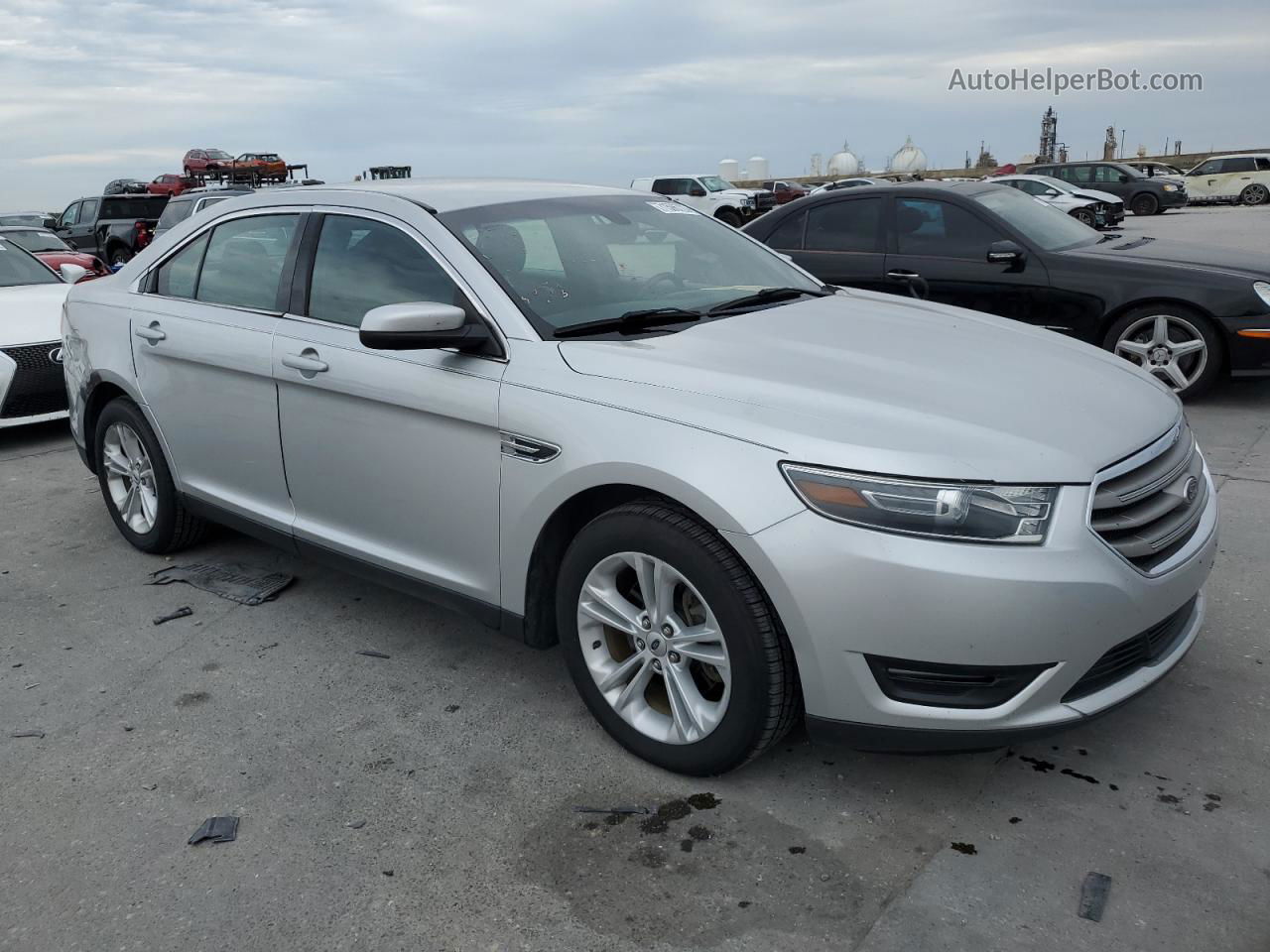 2017 Ford Taurus Sel Серебряный vin: 1FAHP2E85HG129742