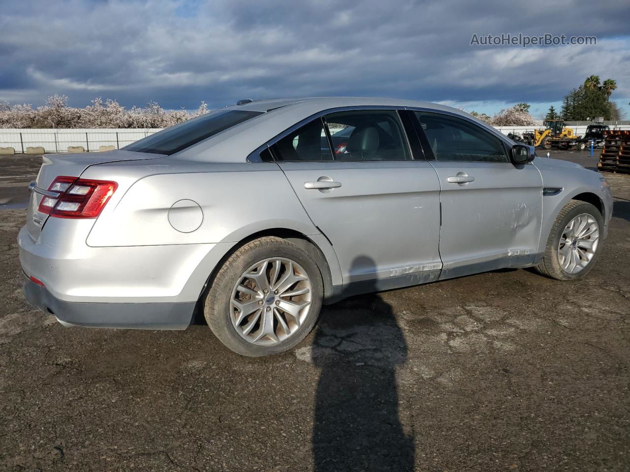 2017 Ford Taurus Limited Silver vin: 1FAHP2F85HG102622