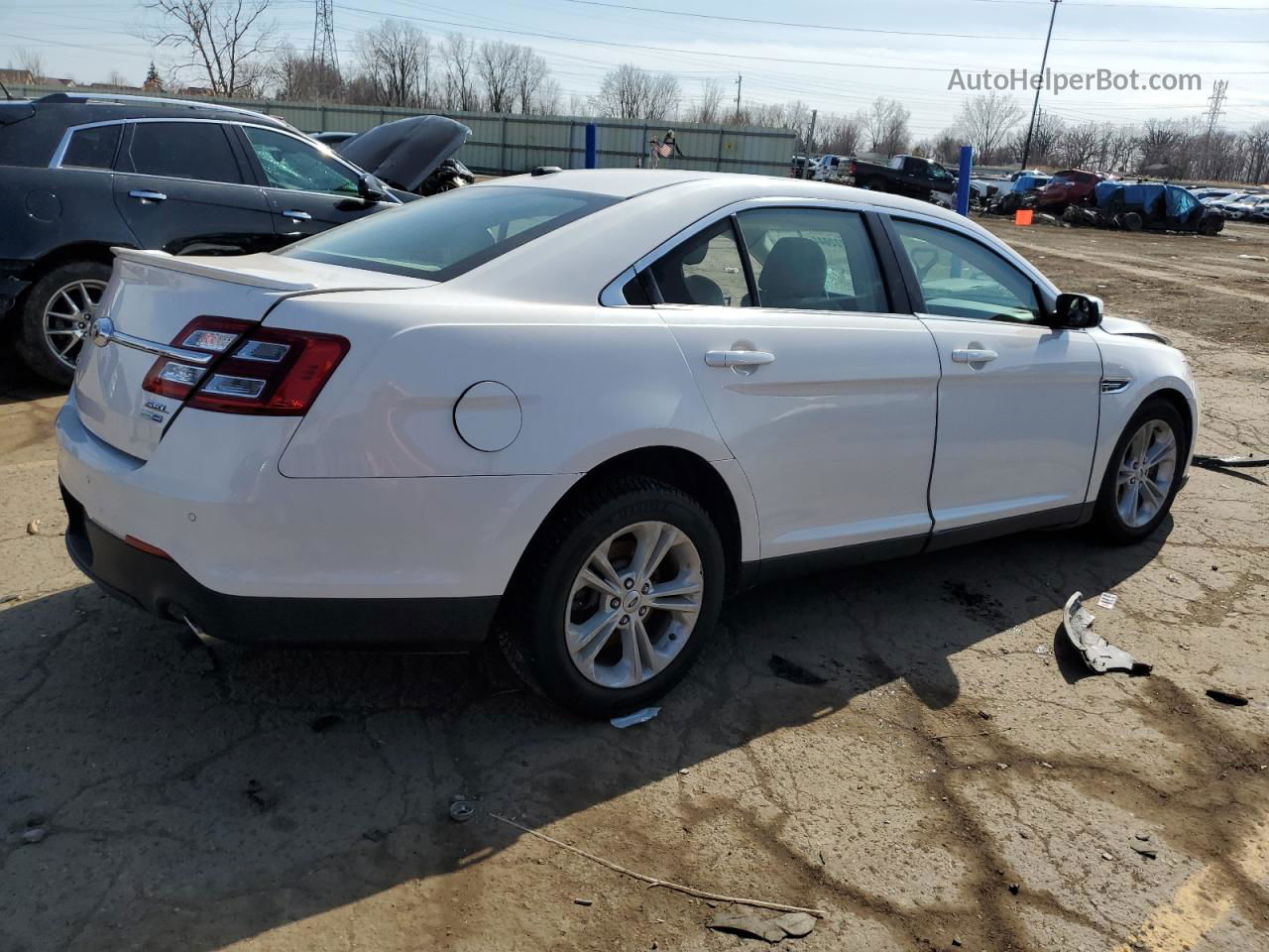 2017 Ford Taurus Sel White vin: 1FAHP2H82HG142993