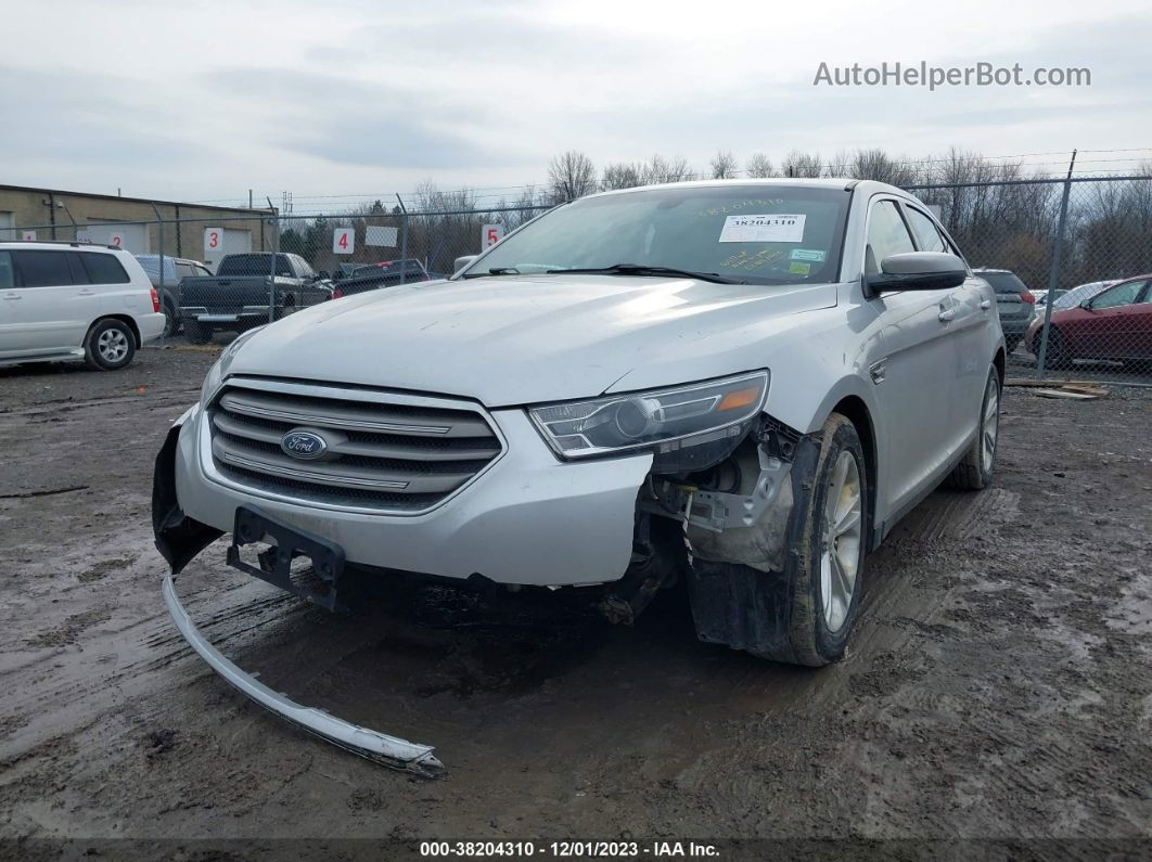 2017 Ford Taurus Sel Серебряный vin: 1FAHP2H86HG124979