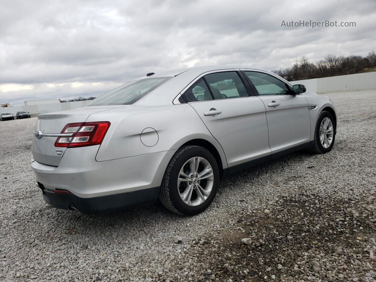 2017 Ford Taurus Sel Серебряный vin: 1FAHP2H87HG116776