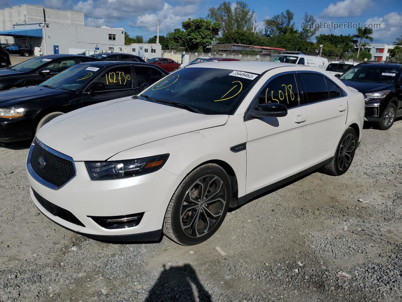 2017 Ford Taurus Sho White vin: 1FAHP2KT1HG142819