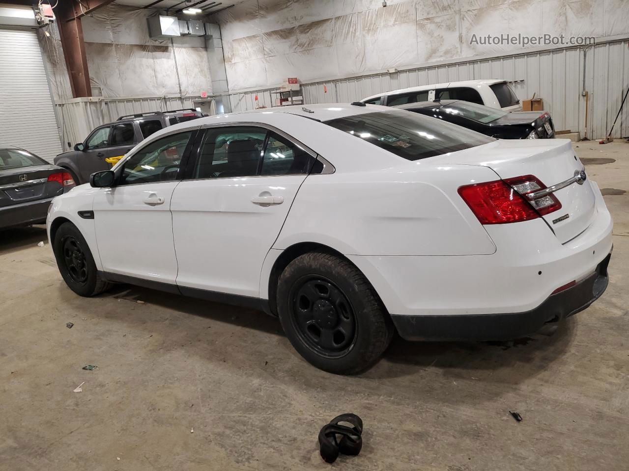 2017 Ford Taurus Police Interceptor White vin: 1FAHP2L86HG145628