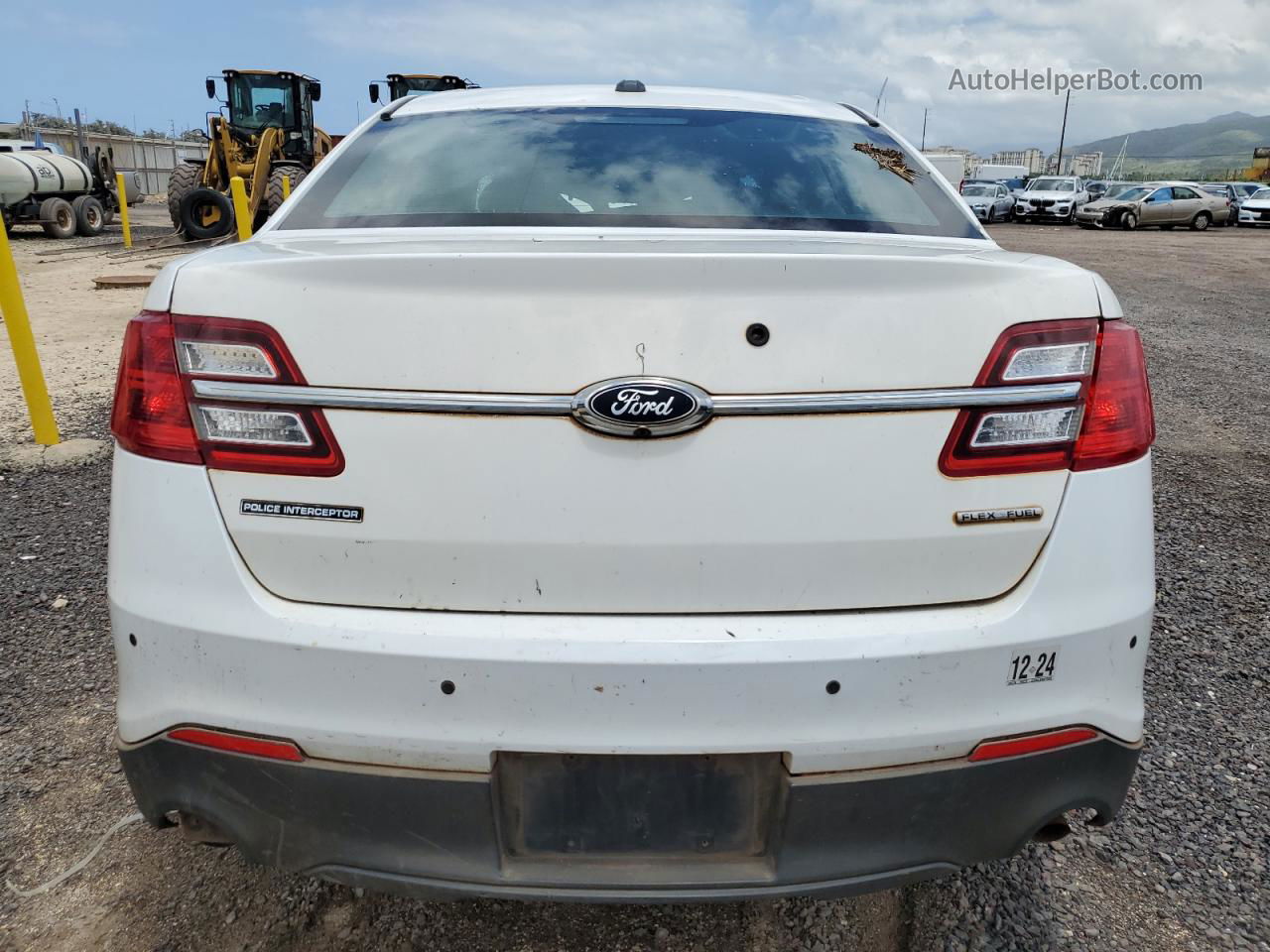 2017 Ford Taurus Police Interceptor White vin: 1FAHP2L8XHG103379