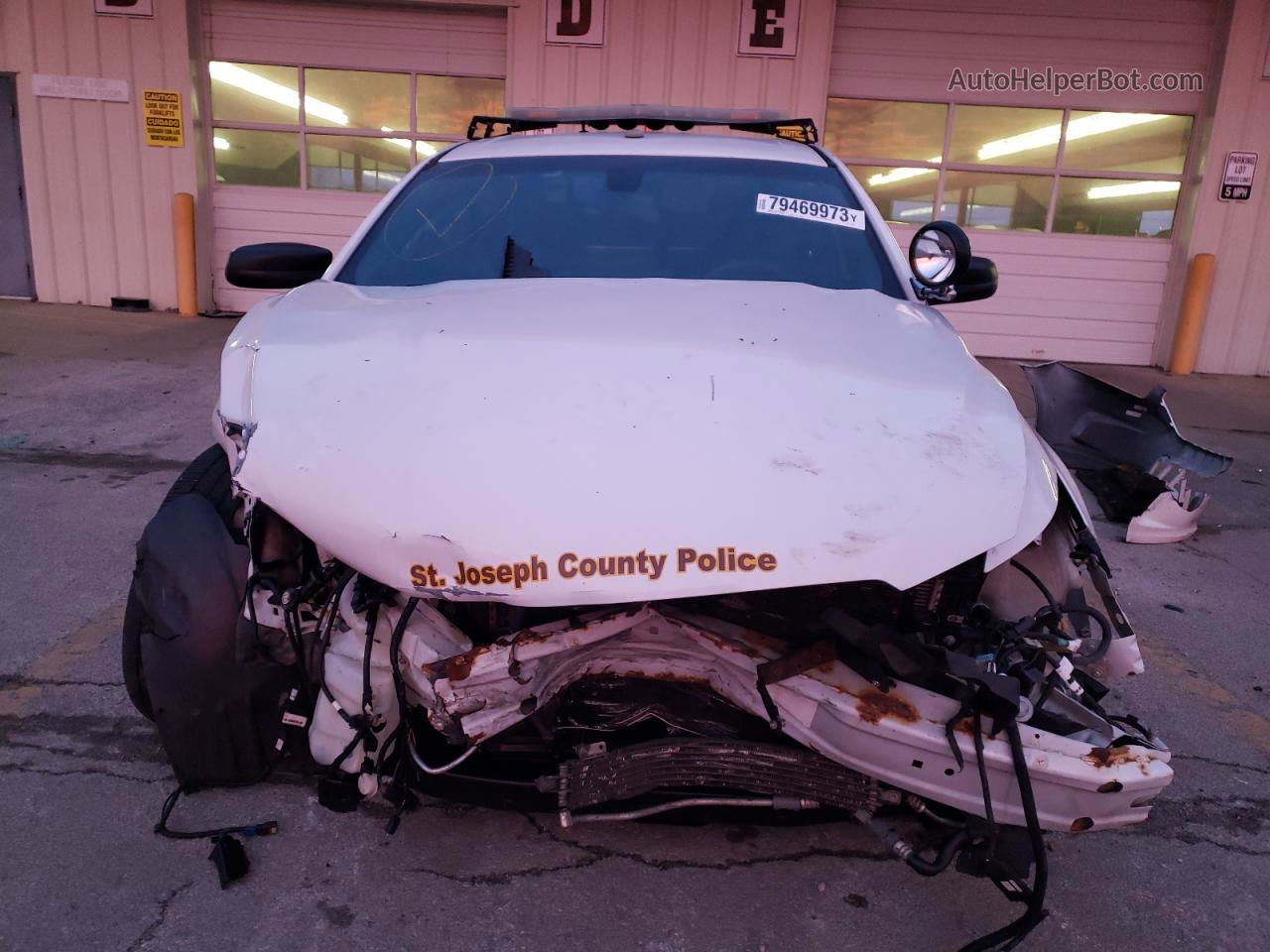 2017 Ford Taurus Police Interceptor White vin: 1FAHP2MK4HG115344