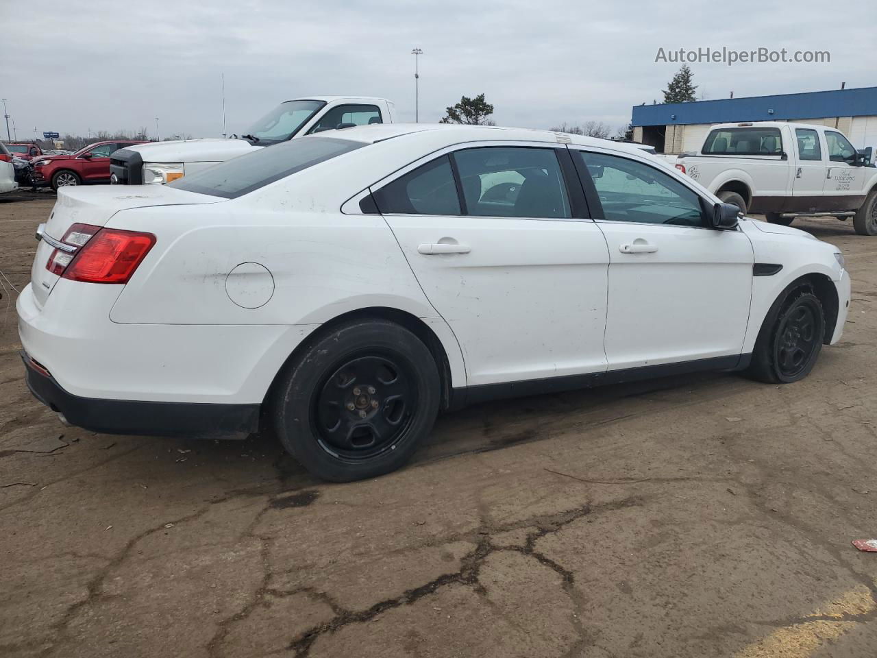 2017 Ford Taurus Police Interceptor White vin: 1FAHP2MT8HG145732