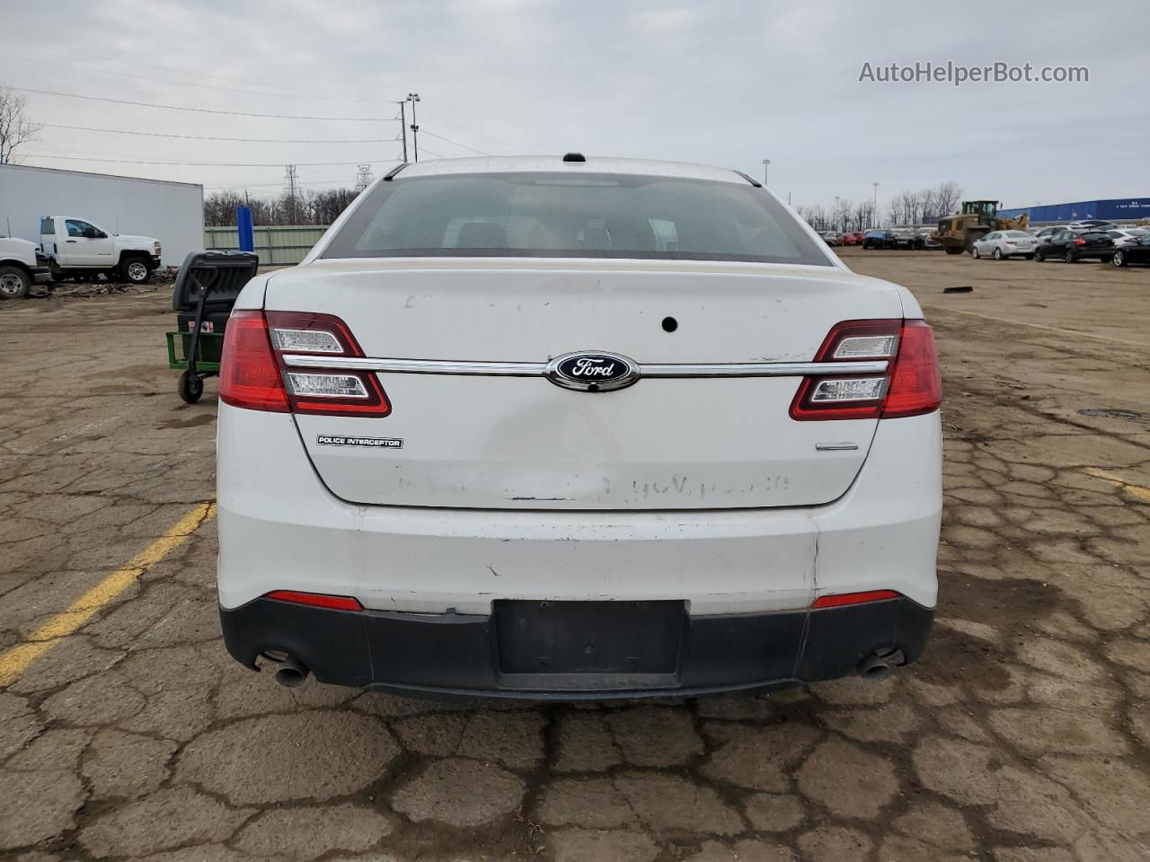 2017 Ford Taurus Police Interceptor White vin: 1FAHP2MT9HG145349