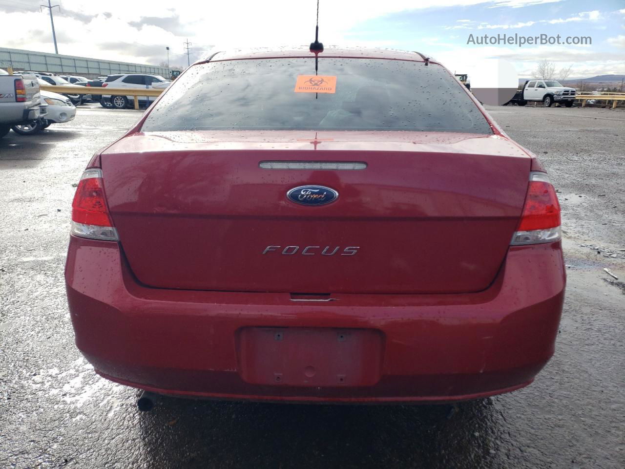 2011 Ford Focus S Burgundy vin: 1FAHP3EN4BW149022