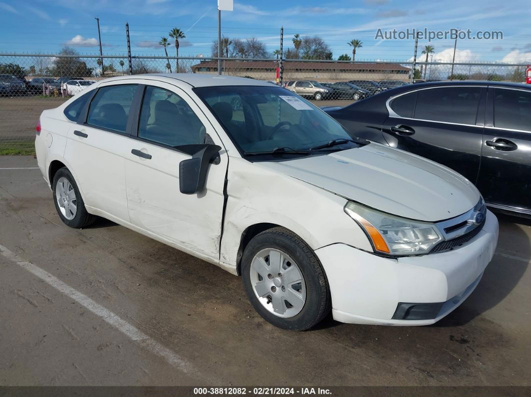 2011 Ford Focus S White vin: 1FAHP3EN4BW203015