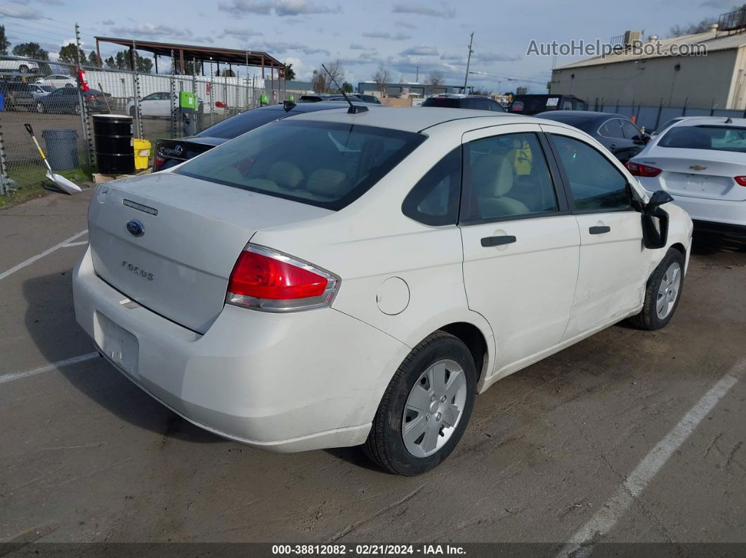 2011 Ford Focus S White vin: 1FAHP3EN4BW203015