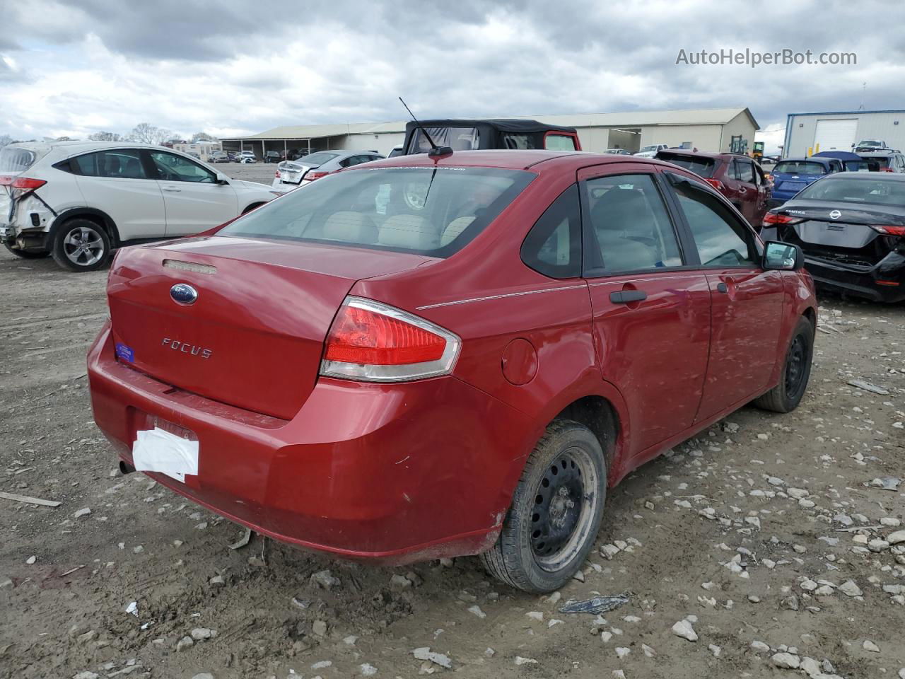 2011 Ford Focus S Red vin: 1FAHP3EN7BW133977