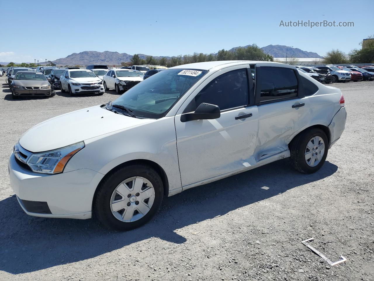 2011 Ford Focus S White vin: 1FAHP3EN7BW167126