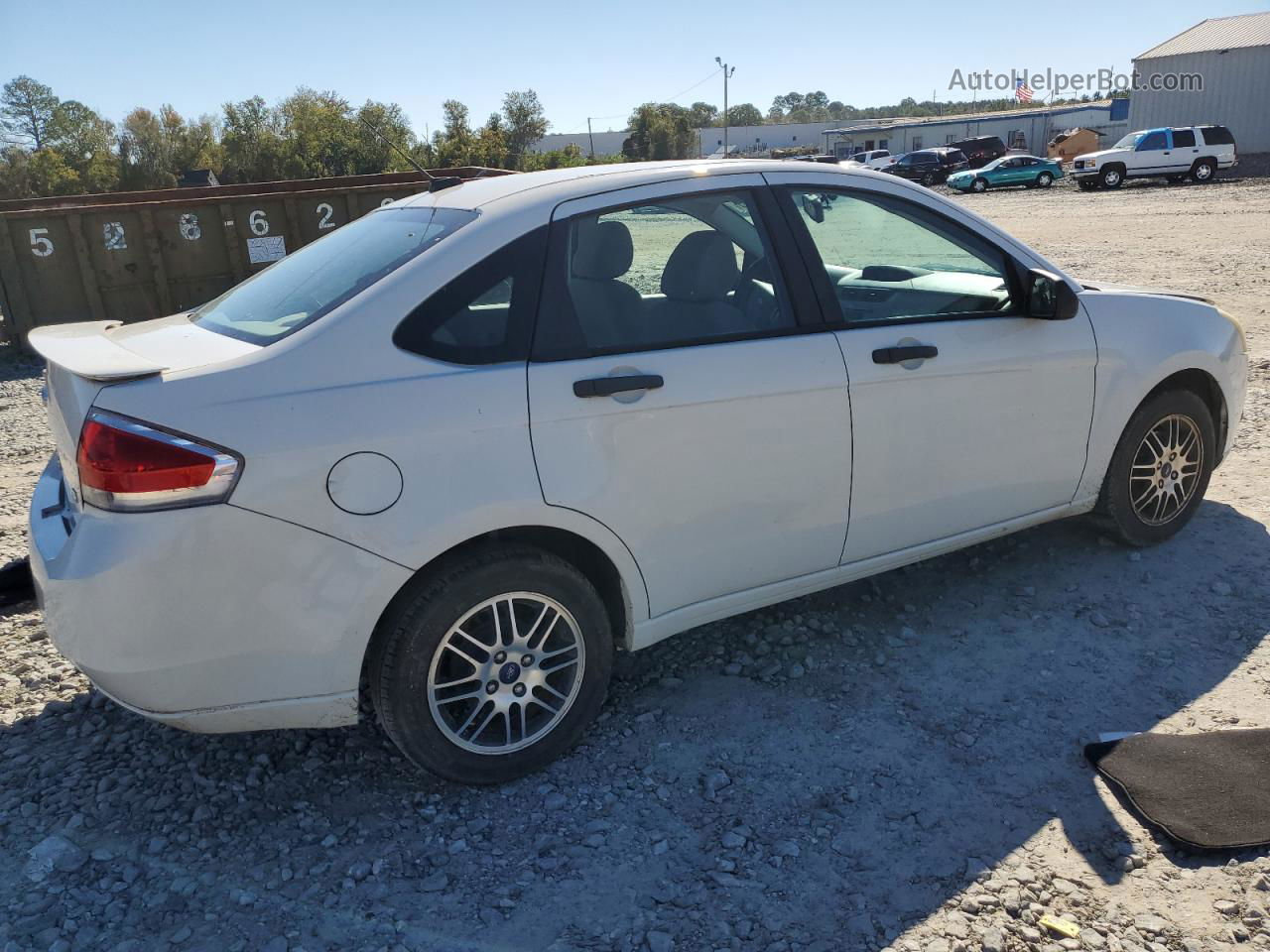 2011 Ford Focus Se White vin: 1FAHP3FN0BW150103