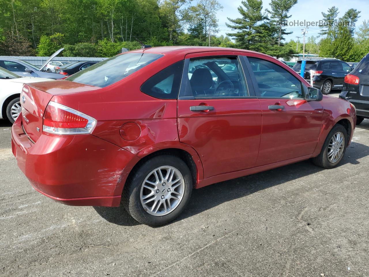 2011 Ford Focus Se Red vin: 1FAHP3FN3BW172239