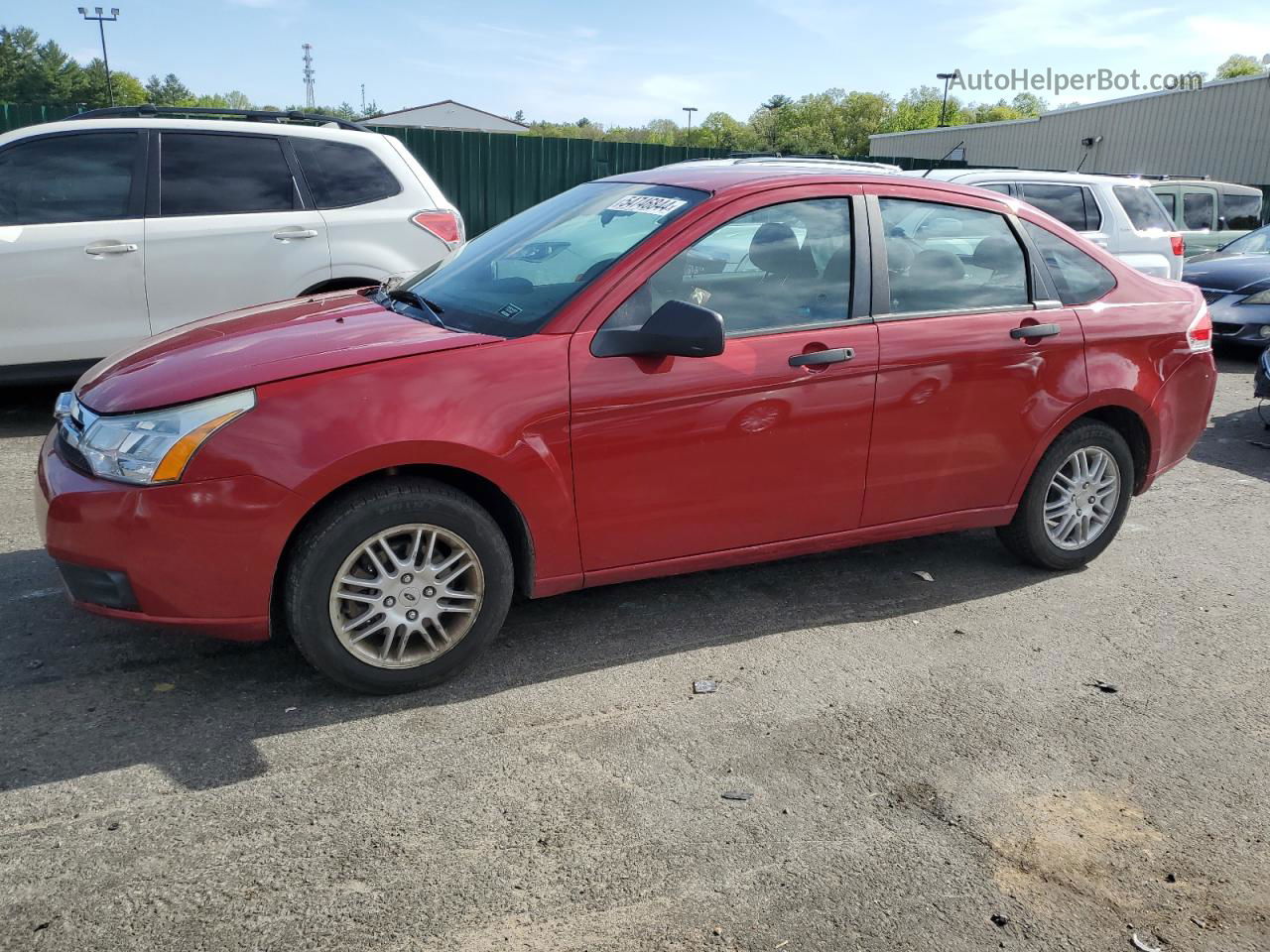 2011 Ford Focus Se Red vin: 1FAHP3FN3BW172239