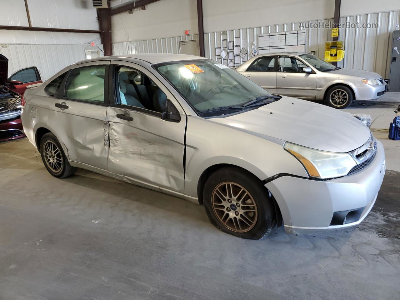 2011 Ford Focus Se Silver vin: 1FAHP3FN3BW173777