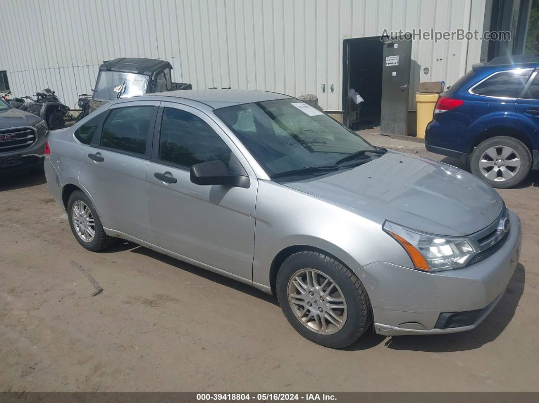 2011 Ford Focus Se Silver vin: 1FAHP3FN3BW186299