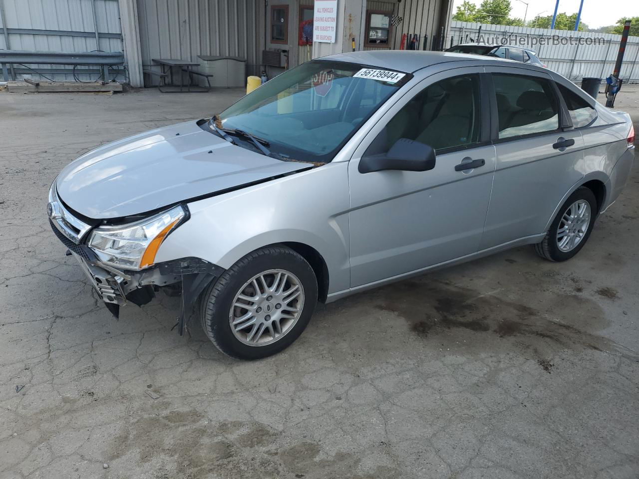 2011 Ford Focus Se Silver vin: 1FAHP3FN3BW204414