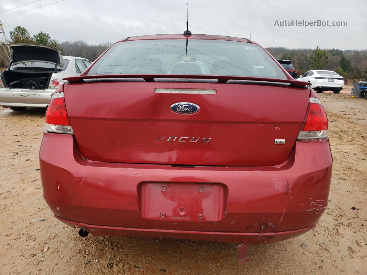 2011 Ford Focus Se Red vin: 1FAHP3FN5BW128355