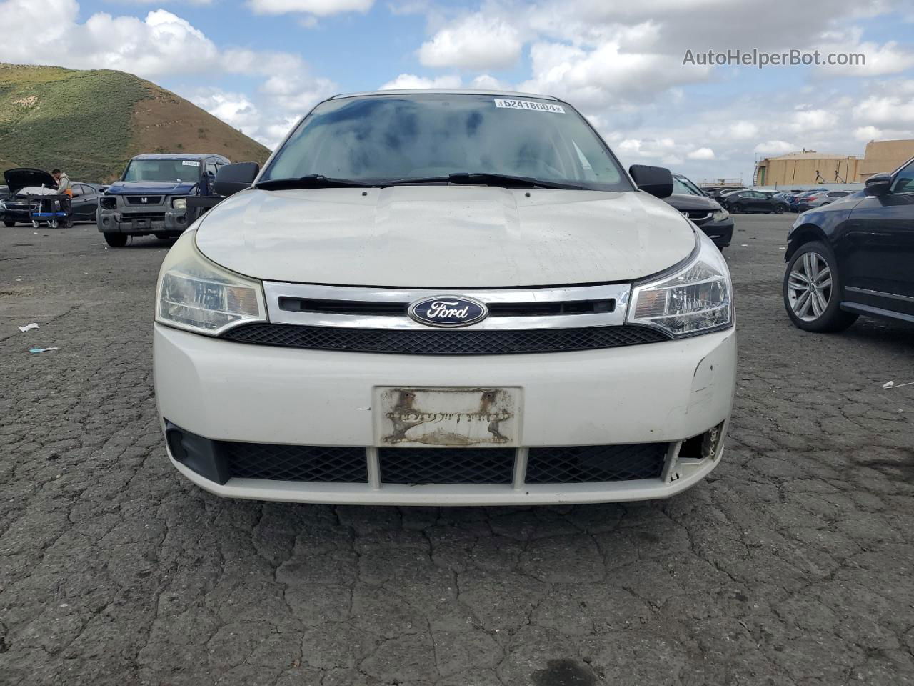 2011 Ford Focus Se White vin: 1FAHP3FN6BW105411