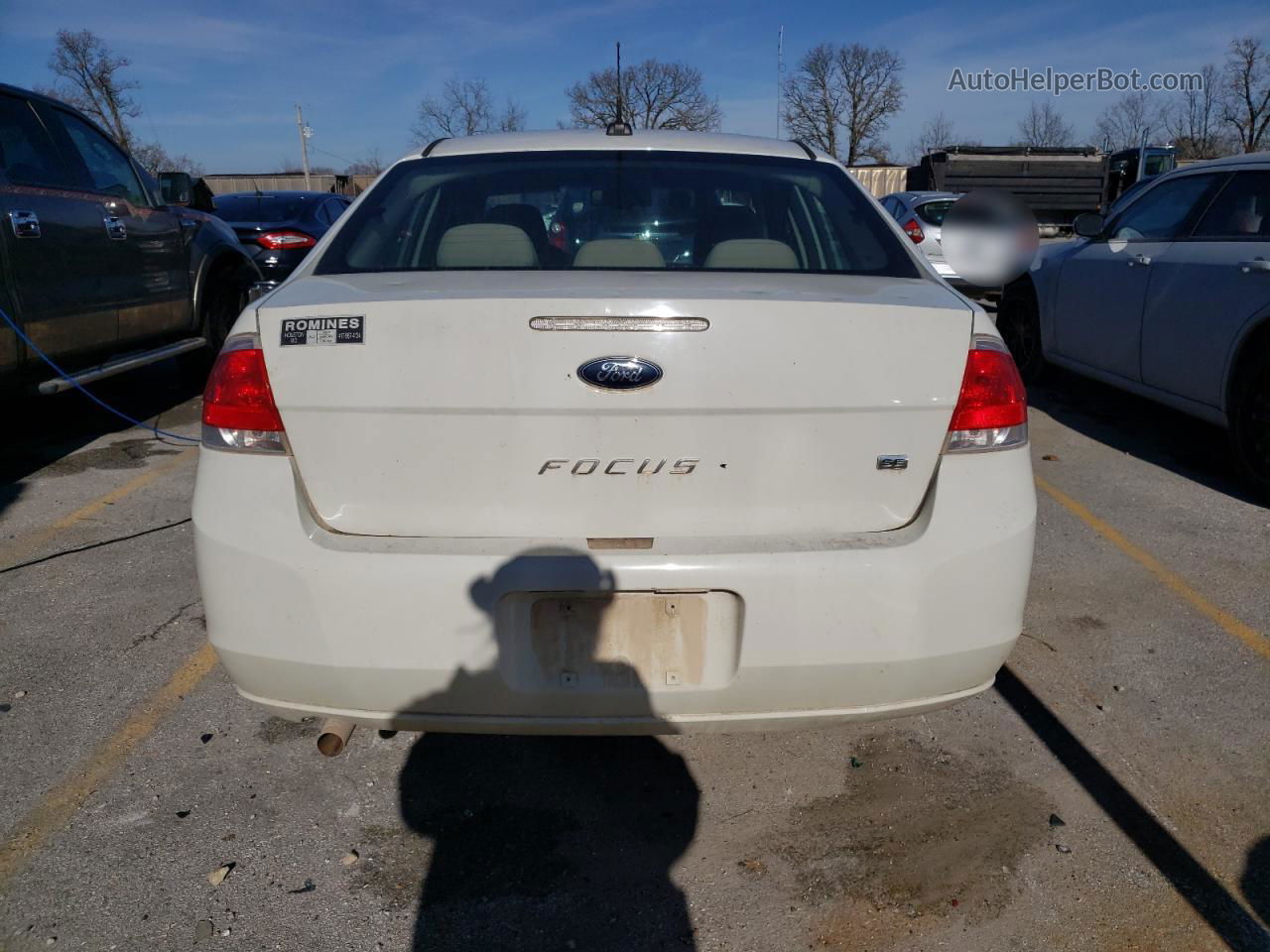 2011 Ford Focus Se White vin: 1FAHP3FN6BW130499