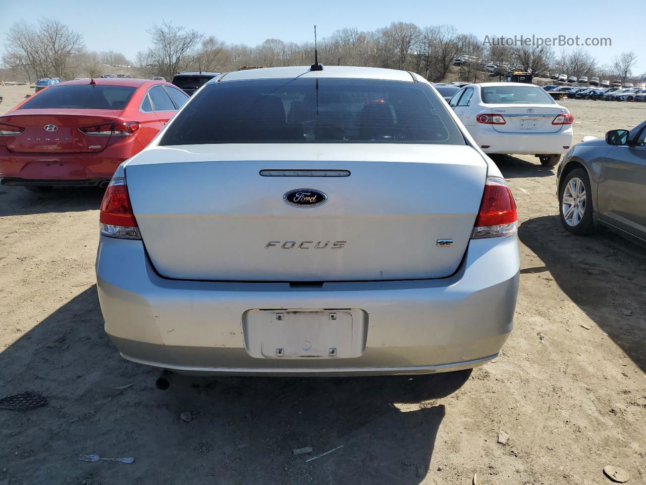 2011 Ford Focus Se Silver vin: 1FAHP3FN7BW100394