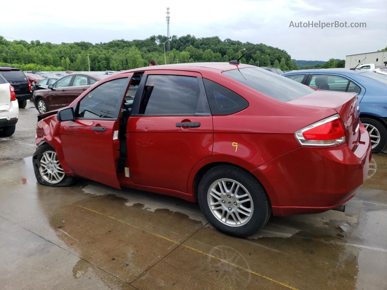 2011 Ford Focus Se Red vin: 1FAHP3FN7BW134934