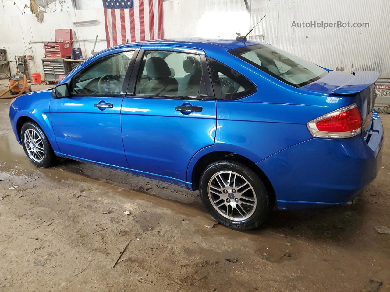 2011 Ford Focus Se Blue vin: 1FAHP3FN7BW166136