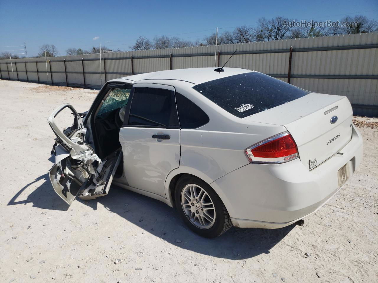 2011 Ford Focus Se White vin: 1FAHP3FN7BW202326