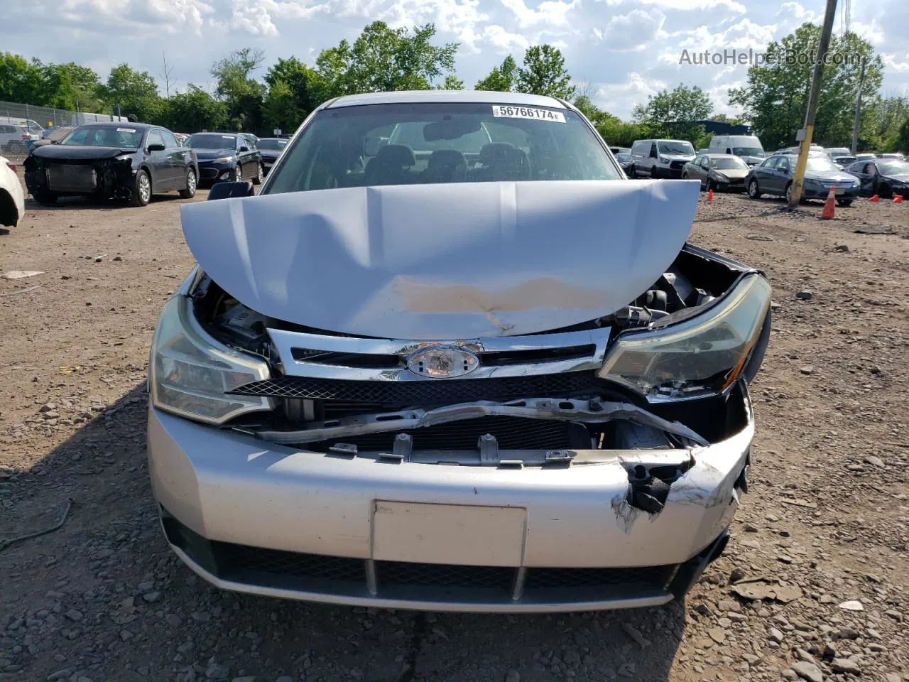 2011 Ford Focus Se Silver vin: 1FAHP3FN8BW100632