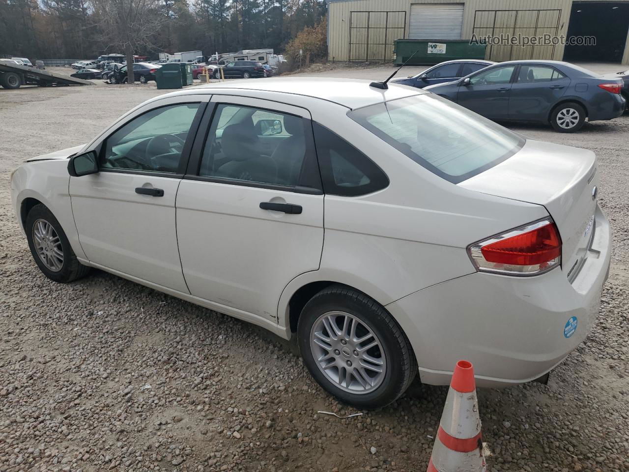 2011 Ford Focus Se White vin: 1FAHP3FN9BW158359