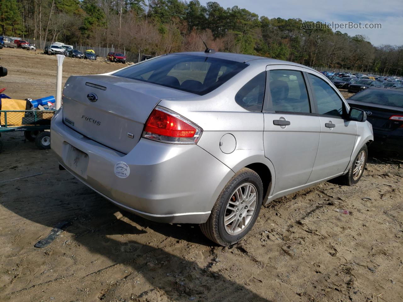 2011 Ford Focus Se Silver vin: 1FAHP3FNXBW100664