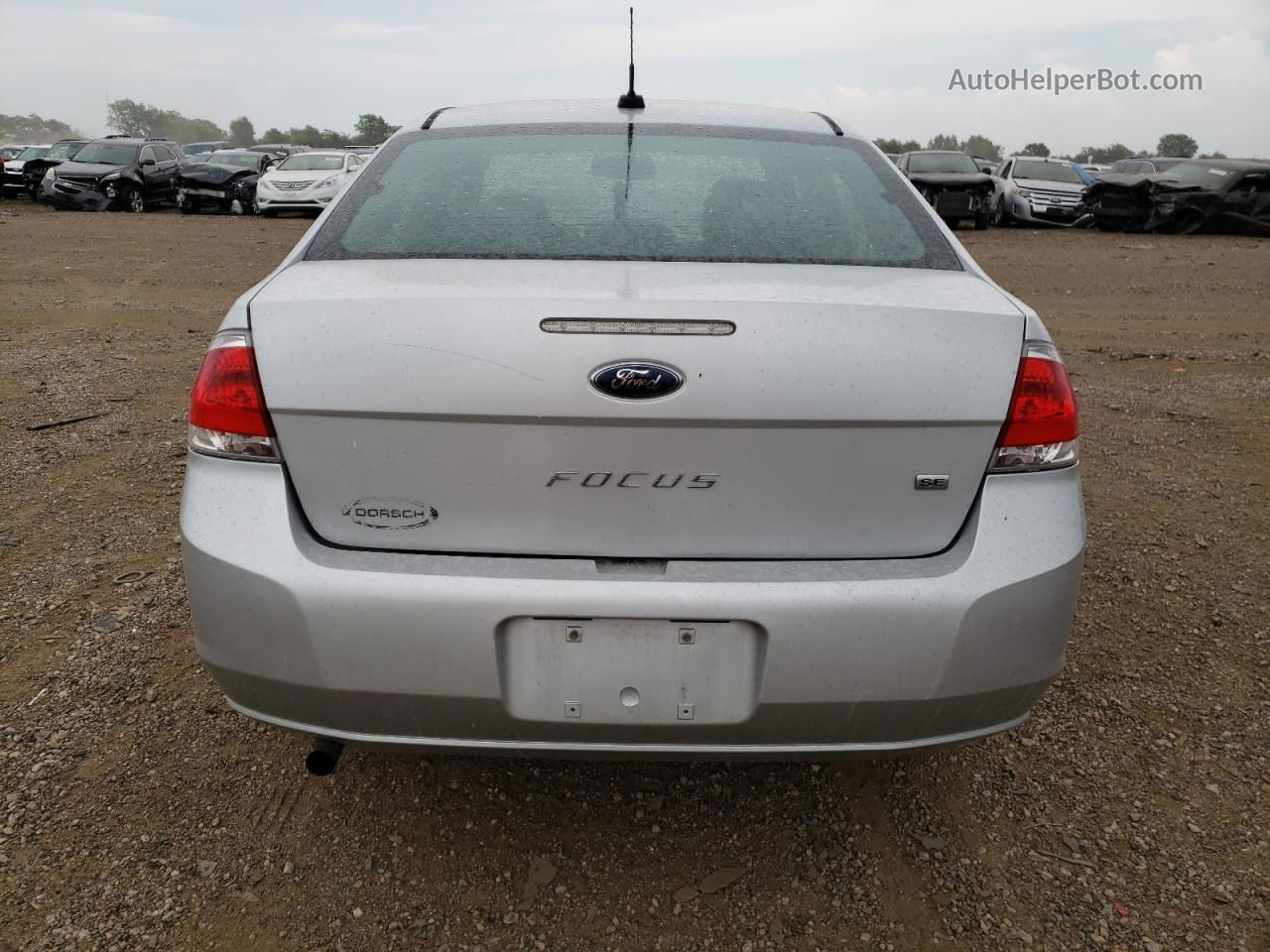 2011 Ford Focus Se Silver vin: 1FAHP3FNXBW146589