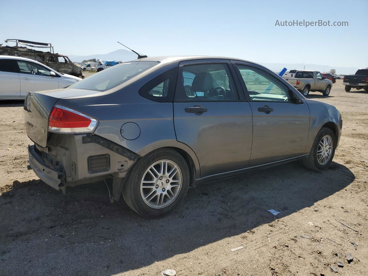 2011 Ford Focus Se Gray vin: 1FAHP3FNXBW167538