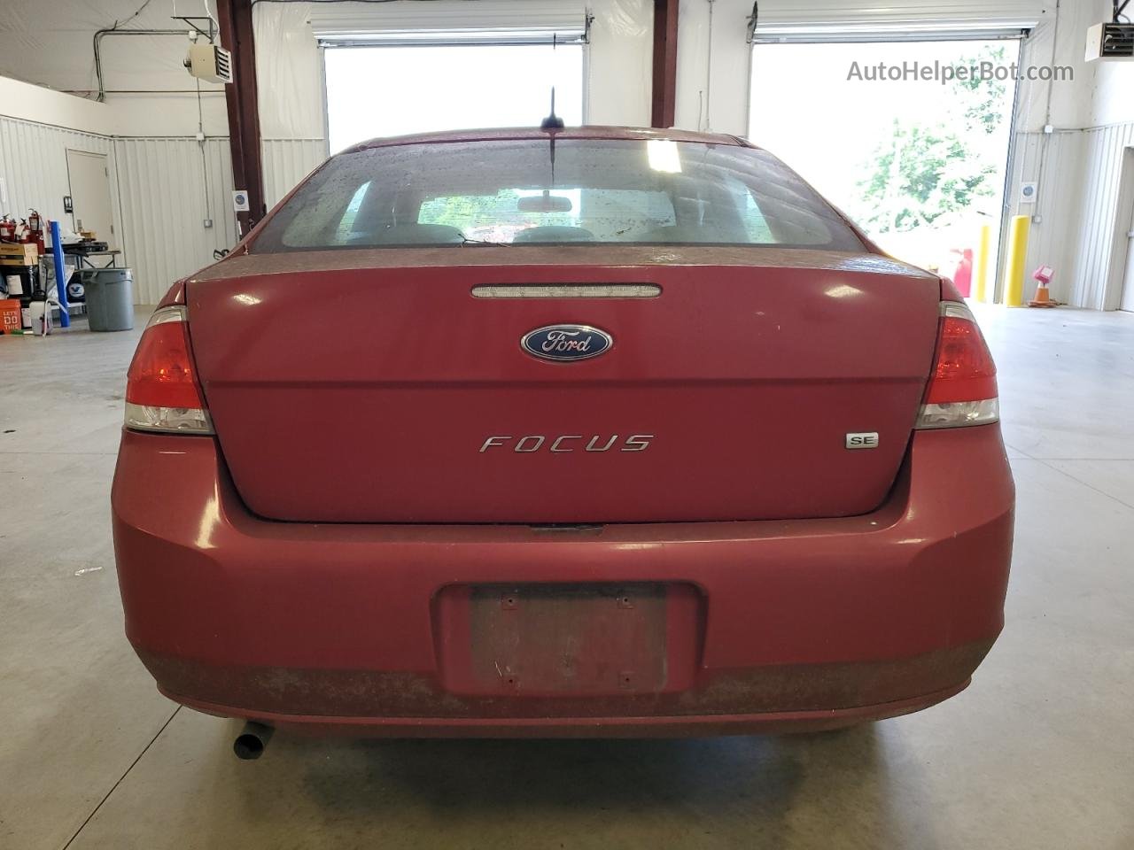 2011 Ford Focus Se Red vin: 1FAHP3FNXBW174876