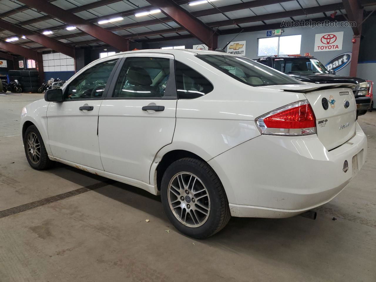 2011 Ford Focus Se Белый vin: 1FAHP3FNXBW183402