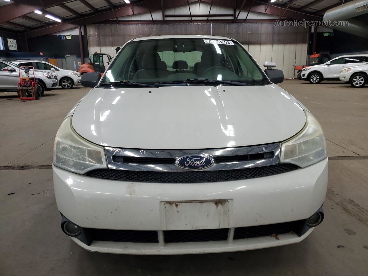 2011 Ford Focus Se Белый vin: 1FAHP3FNXBW183402