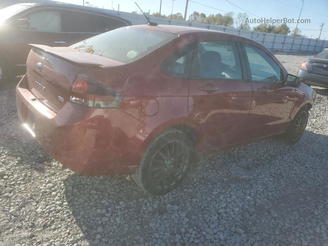 2011 Ford Focus Ses Red vin: 1FAHP3GN1BW142901