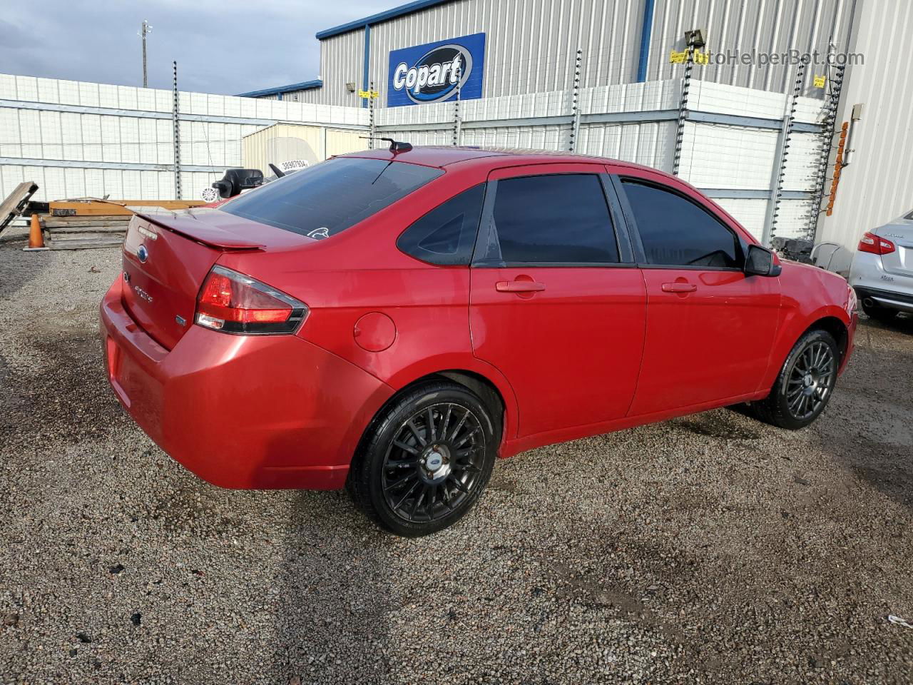 2011 Ford Focus Ses Red vin: 1FAHP3GN2BW142129