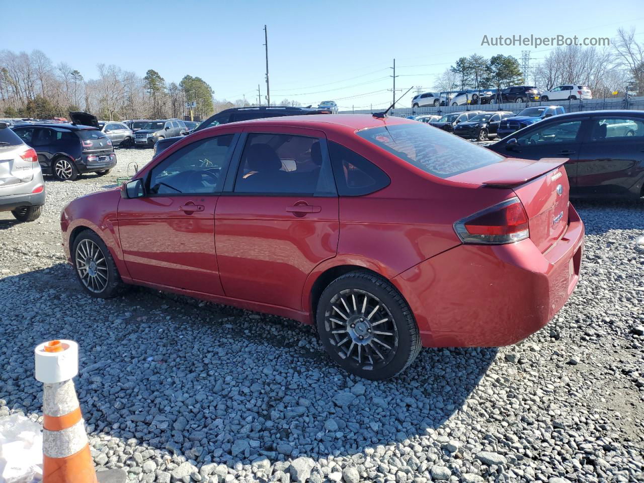 2011 Ford Focus Ses Red vin: 1FAHP3GN3BW144990