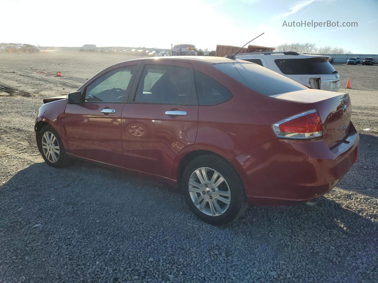 2011 Ford Focus Sel Red vin: 1FAHP3HN0BW134108