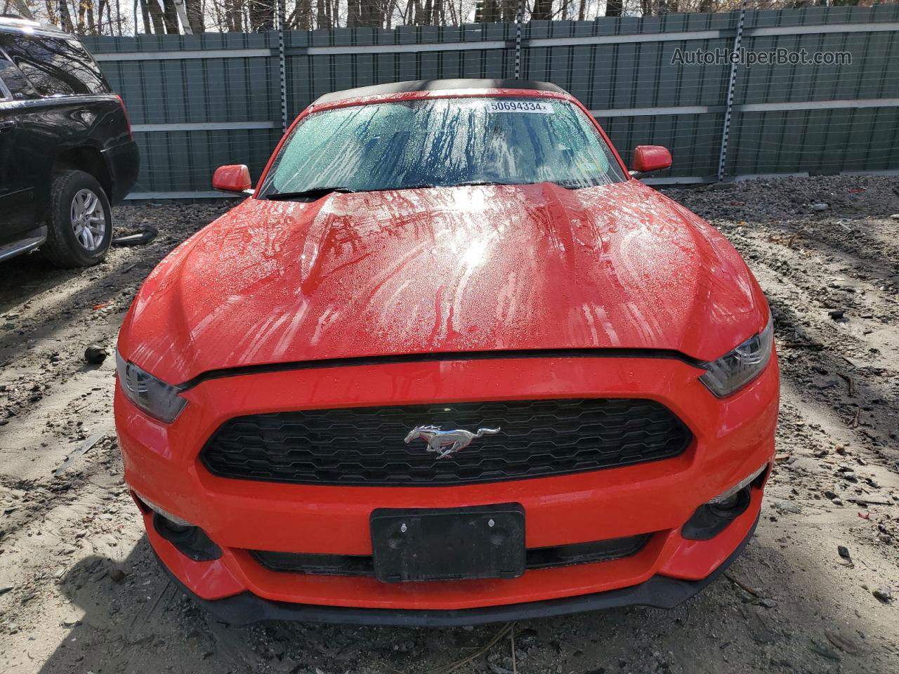 2015 Ford Mustang  Красный vin: 1FATP8EM0F5404419